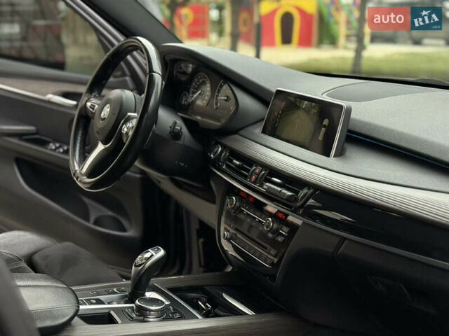 Чорний БМВ Х5, об'ємом двигуна 2.99 л та пробігом 218 тис. км за 31499 $, фото 16 на Automoto.ua