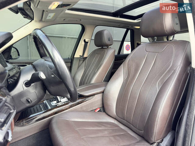 Чорний БМВ Х5, об'ємом двигуна 3 л та пробігом 194 тис. км за 19900 $, фото 26 на Automoto.ua