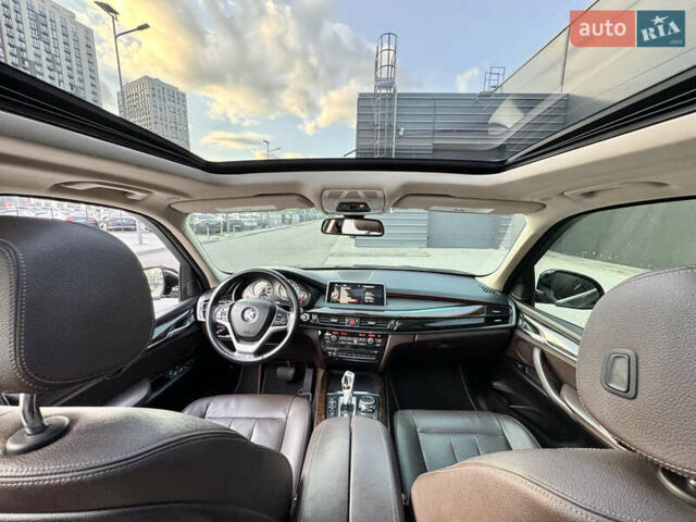 Чорний БМВ Х5, об'ємом двигуна 3 л та пробігом 194 тис. км за 19900 $, фото 2 на Automoto.ua