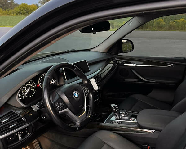 Чорний БМВ Х5, об'ємом двигуна 2.98 л та пробігом 220 тис. км за 22500 $, фото 6 на Automoto.ua