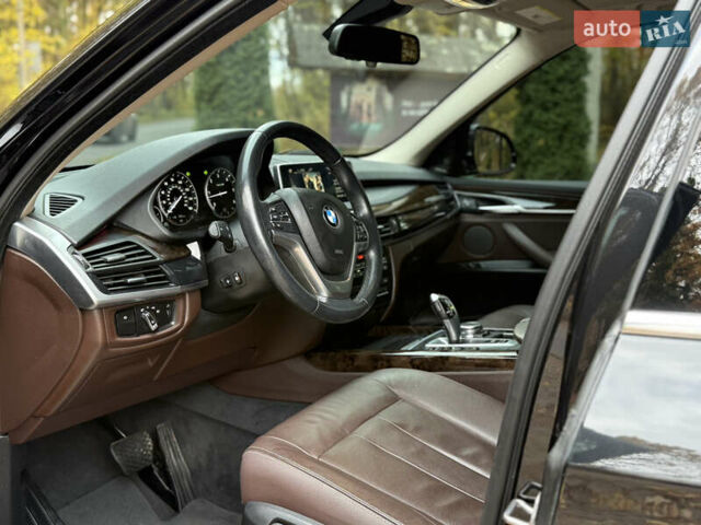 Чорний БМВ Х5, об'ємом двигуна 2.99 л та пробігом 229 тис. км за 27500 $, фото 15 на Automoto.ua