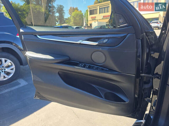 Чорний БМВ Х5, об'ємом двигуна 2.99 л та пробігом 193 тис. км за 22800 $, фото 9 на Automoto.ua