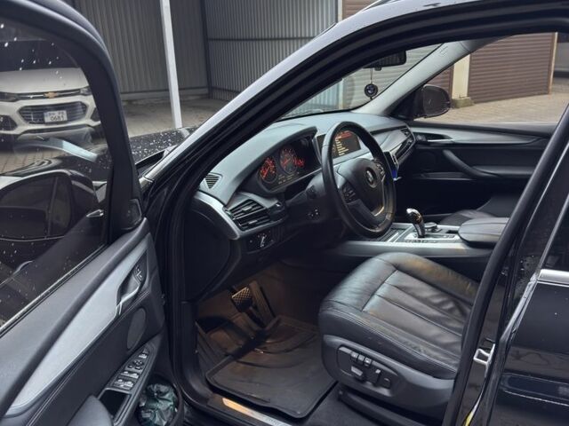 Черный БМВ Х5, объемом двигателя 3 л и пробегом 178 тыс. км за 20200 $, фото 12 на Automoto.ua