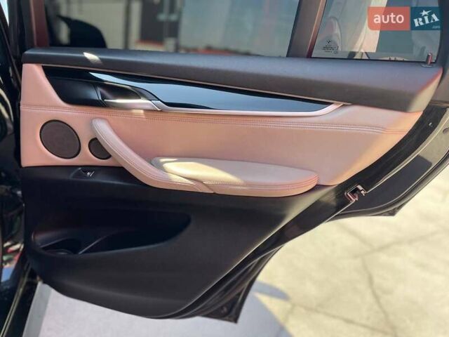Чорний БМВ Х5, об'ємом двигуна 2 л та пробігом 270 тис. км за 28500 $, фото 31 на Automoto.ua