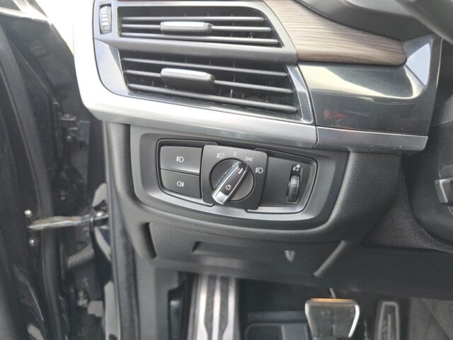 Чорний БМВ Х5, об'ємом двигуна 2 л та пробігом 152 тис. км за 33990 $, фото 16 на Automoto.ua