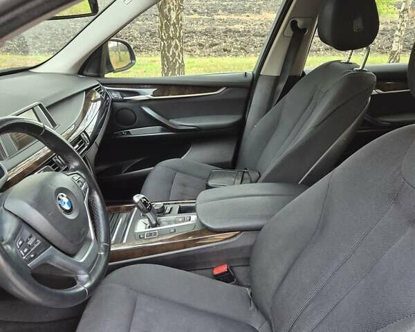 БМВ Х5 2015 в Днепре (Днепропетровске) на Automoto.ua Черный БМВ Х5, объемом двигателя 2 л и пробегом 226 тыс. км за 18300 $, фото 6 на Automoto.ua