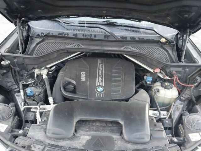 Черный БМВ Х5, объемом двигателя 3 л и пробегом 241 тыс. км за 17500 $, фото 16 на Automoto.ua