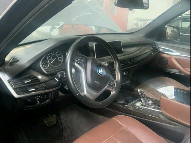 Чорний БМВ Х5, об'ємом двигуна 0 л та пробігом 146 тис. км за 365 $, фото 2 на Automoto.ua