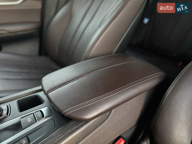 Черный БМВ Х5, объемом двигателя 2 л и пробегом 163 тыс. км за 25900 $, фото 45 на Automoto.ua