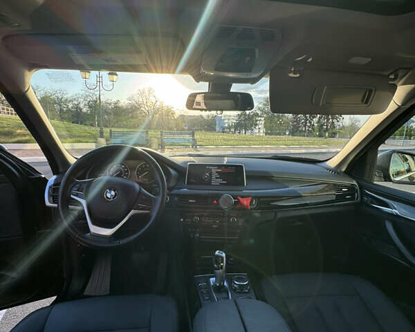 Черный БМВ Х5, объемом двигателя 2 л и пробегом 120 тыс. км за 27900 $, фото 5 на Automoto.ua