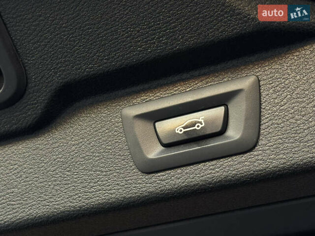 Черный БМВ Х5, объемом двигателя 2 л и пробегом 163 тыс. км за 25900 $, фото 36 на Automoto.ua