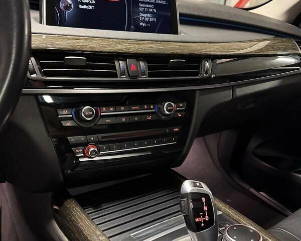 Черный БМВ Х5, объемом двигателя 2.98 л и пробегом 215 тыс. км за 22000 $, фото 5 на Automoto.ua