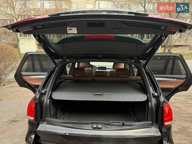 Чорний БМВ Х5, об'ємом двигуна 2.98 л та пробігом 147 тис. км за 18300 $, фото 49 на Automoto.ua