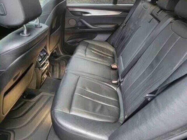 Черный БМВ Х5, объемом двигателя 3 л и пробегом 80 тыс. км за 13500 $, фото 11 на Automoto.ua