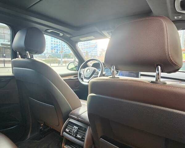 Черный БМВ Х5, объемом двигателя 2.98 л и пробегом 251 тыс. км за 21000 $, фото 4 на Automoto.ua
