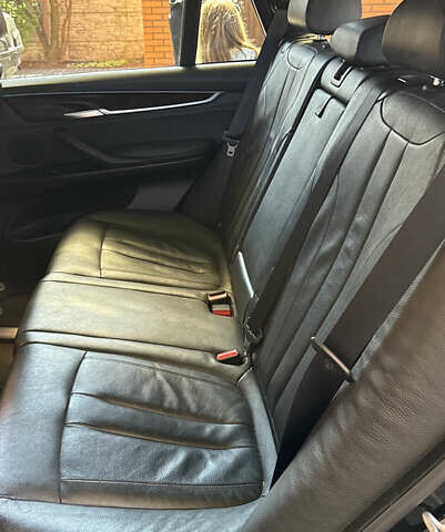 БМВ Х5 2016 в Днепре (Днепропетровске) на Automoto.ua Черный БМВ Х5, объемом двигателя 2.98 л и пробегом 210 тыс. км за 29900 $, фото 14 на Automoto.ua