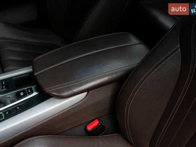 Черный БМВ Х5, объемом двигателя 2 л и пробегом 140 тыс. км за 35000 $, фото 37 на Automoto.ua