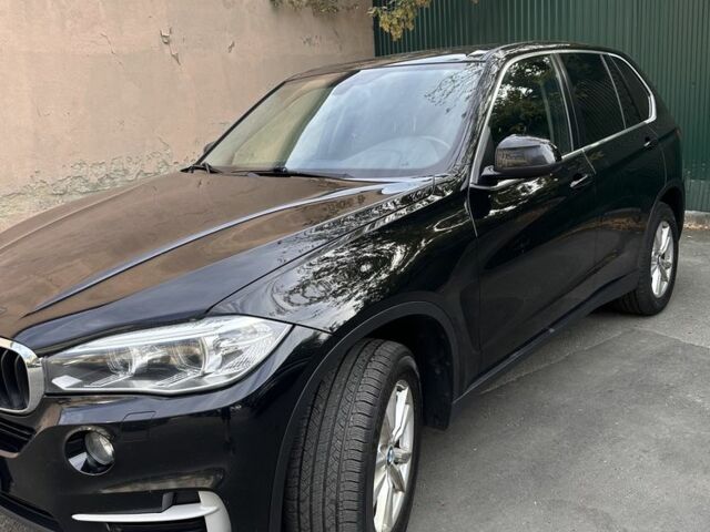 Черный БМВ Х5, объемом двигателя 2 л и пробегом 246 тыс. км за 22000 $, фото 1 на Automoto.ua
