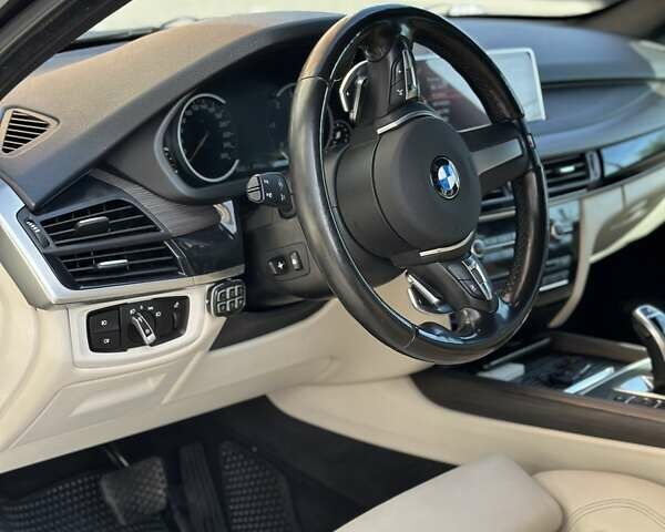 Чорний БМВ Х5, об'ємом двигуна 2.99 л та пробігом 229 тис. км за 31799 $, фото 3 на Automoto.ua