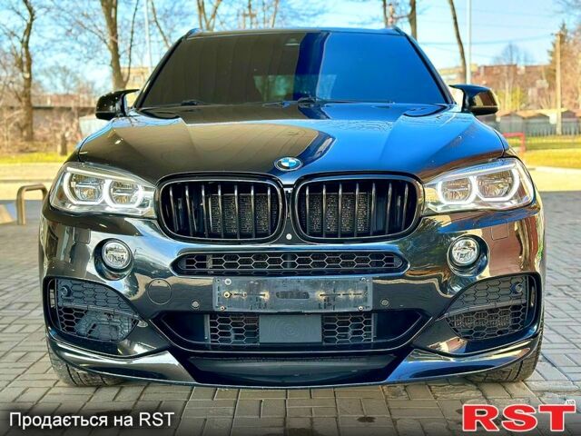 Чорний БМВ Х5, об'ємом двигуна 30 л та пробігом 198 тис. км за 39000 $, фото 4 на Automoto.ua