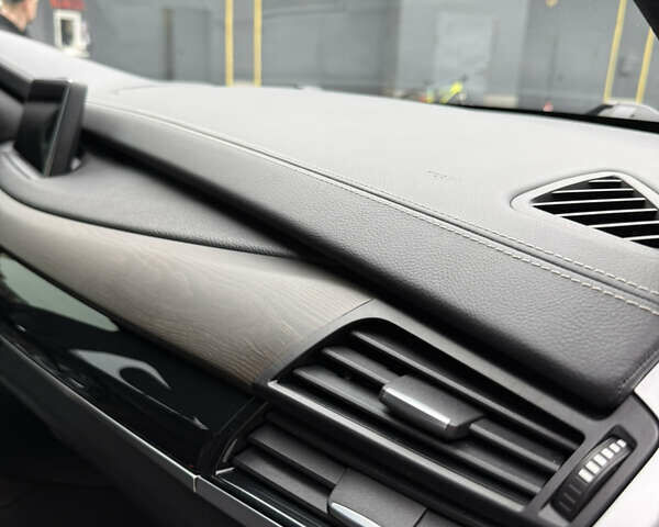 Чорний БМВ Х5, об'ємом двигуна 2 л та пробігом 214 тис. км за 29500 $, фото 10 на Automoto.ua