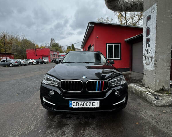 Черный БМВ Х5, объемом двигателя 2 л и пробегом 147 тыс. км за 29500 $, фото 1 на Automoto.ua