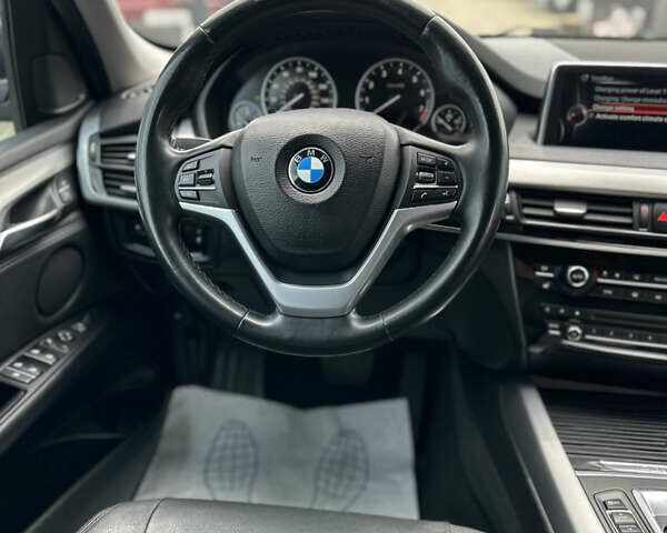 Чорний БМВ Х5, об'ємом двигуна 2 л та пробігом 187 тис. км за 26000 $, фото 36 на Automoto.ua