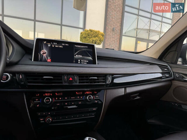 Чорний БМВ Х5, об'ємом двигуна 2 л та пробігом 164 тис. км за 27500 $, фото 36 на Automoto.ua