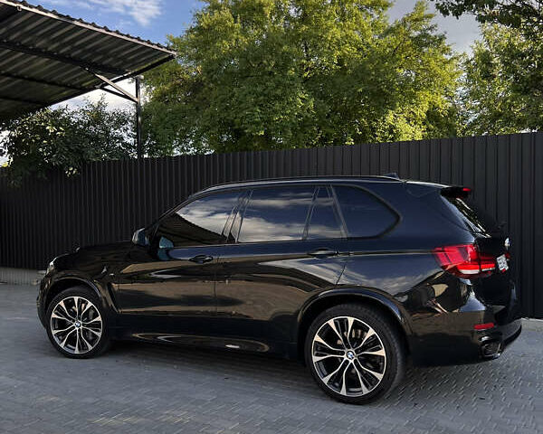 Черный БМВ Х5, объемом двигателя 3 л и пробегом 225 тыс. км за 38888 $, фото 9 на Automoto.ua