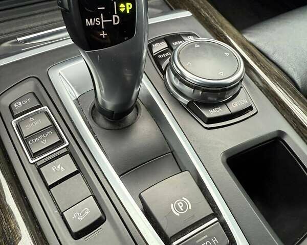 Черный БМВ Х5, объемом двигателя 2.99 л и пробегом 347 тыс. км за 33000 $, фото 16 на Automoto.ua