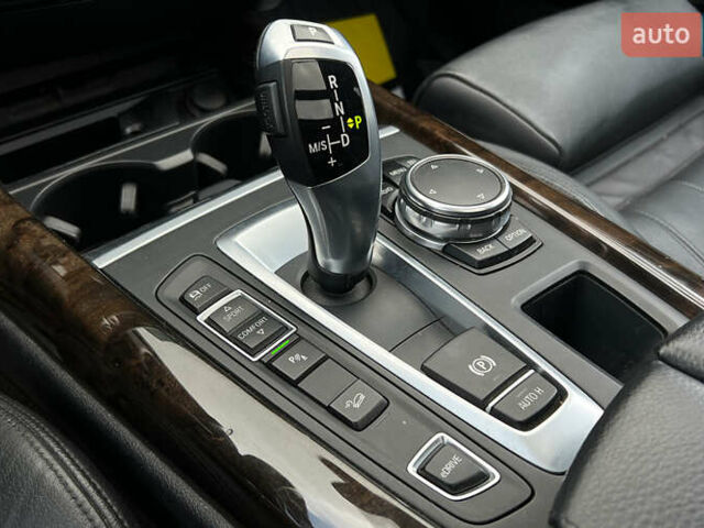 Черный БМВ Х5, объемом двигателя 2 л и пробегом 180 тыс. км за 26800 $, фото 17 на Automoto.ua