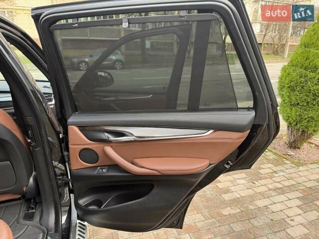 Чорний БМВ Х5, об'ємом двигуна 2.98 л та пробігом 147 тис. км за 18300 $, фото 68 на Automoto.ua