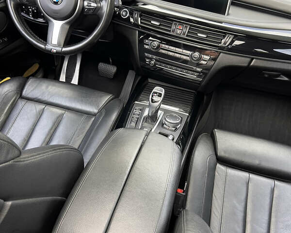 Черный БМВ Х5, объемом двигателя 3 л и пробегом 225 тыс. км за 38888 $, фото 19 на Automoto.ua