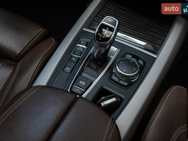 Черный БМВ Х5, объемом двигателя 2 л и пробегом 140 тыс. км за 35000 $, фото 17 на Automoto.ua