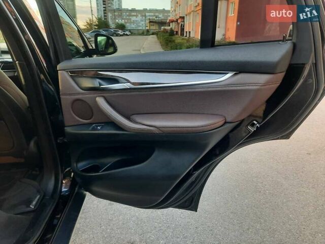 Черный БМВ Х5, объемом двигателя 2.98 л и пробегом 149 тыс. км за 27500 $, фото 17 на Automoto.ua