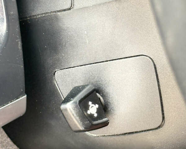 Черный БМВ Х5, объемом двигателя 2.98 л и пробегом 170 тыс. км за 22900 $, фото 14 на Automoto.ua