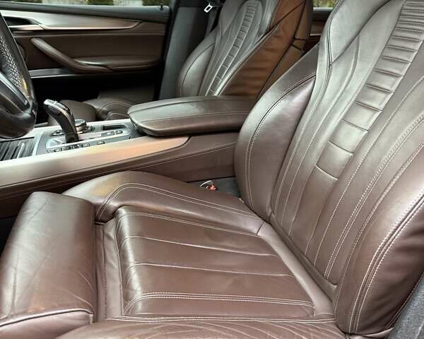 Черный БМВ Х5, объемом двигателя 3 л и пробегом 225 тыс. км за 36500 $, фото 11 на Automoto.ua