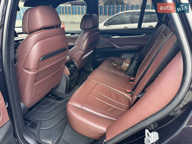 Черный БМВ Х5, объемом двигателя 3 л и пробегом 263 тыс. км за 46500 $, фото 45 на Automoto.ua