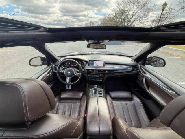 Чорний БМВ Х5, об'ємом двигуна 3 л та пробігом 71 тис. км за 15000 $, фото 8 на Automoto.ua