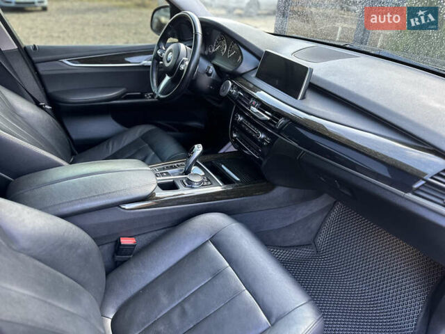 Чорний БМВ Х5, об'ємом двигуна 2 л та пробігом 189 тис. км за 24500 $, фото 27 на Automoto.ua