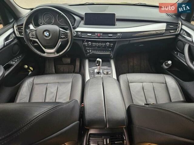 Черный БМВ Х5, объемом двигателя 2 л и пробегом 203 тыс. км за 26000 $, фото 1 на Automoto.ua