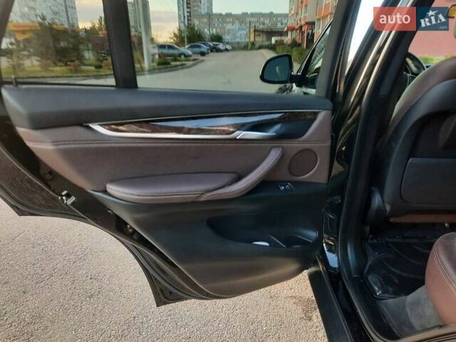 Черный БМВ Х5, объемом двигателя 2.98 л и пробегом 149 тыс. км за 27500 $, фото 18 на Automoto.ua