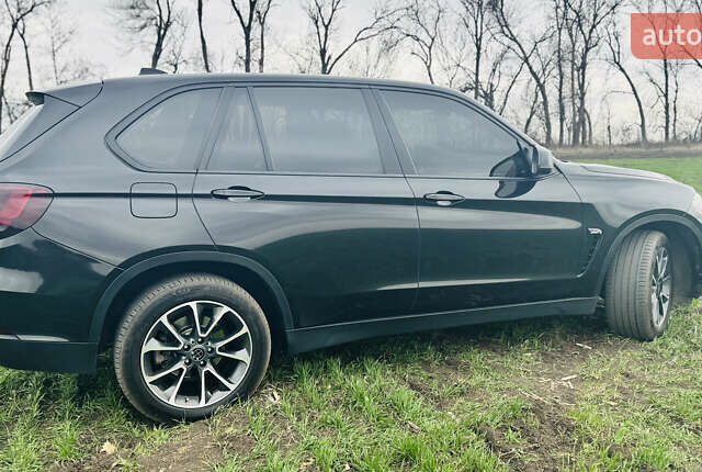 Черный БМВ Х5, объемом двигателя 2 л и пробегом 212 тыс. км за 28500 $, фото 2 на Automoto.ua