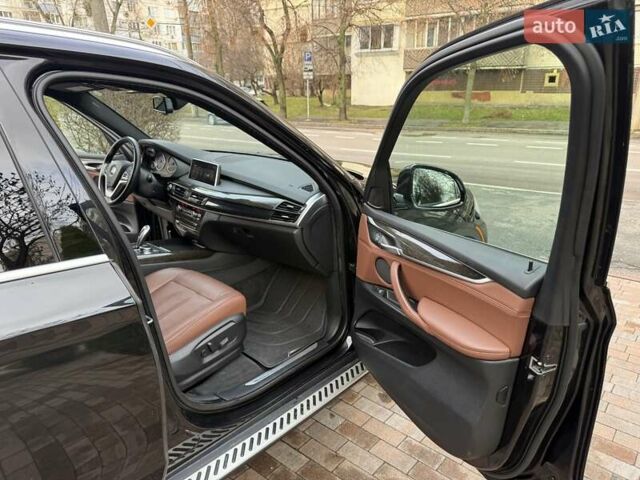 Чорний БМВ Х5, об'ємом двигуна 2.98 л та пробігом 147 тис. км за 18300 $, фото 35 на Automoto.ua