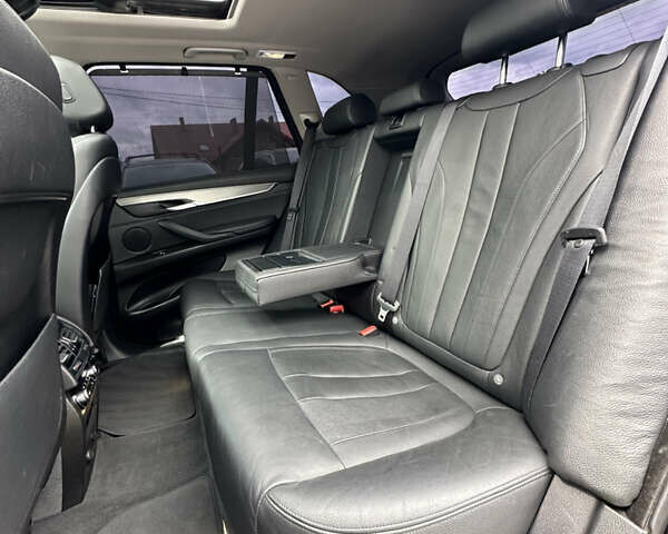 Чорний БМВ Х5, об'ємом двигуна 2 л та пробігом 187 тис. км за 26000 $, фото 21 на Automoto.ua