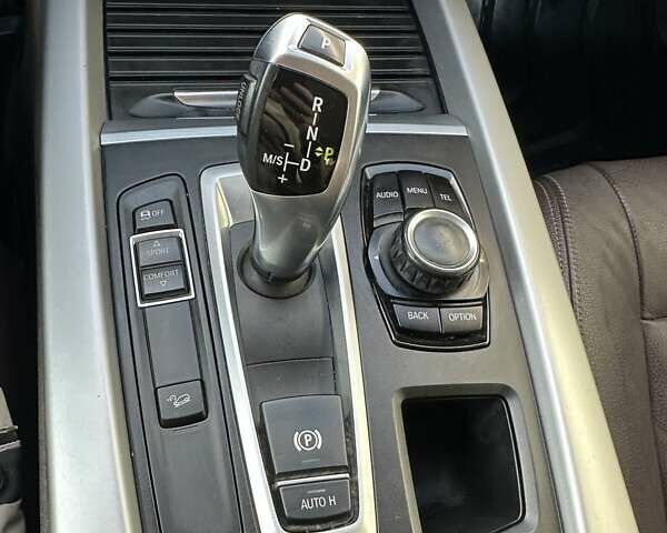 Черный БМВ Х5, объемом двигателя 2 л и пробегом 259 тыс. км за 25800 $, фото 30 на Automoto.ua