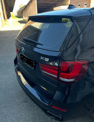 Черный БМВ Х5, объемом двигателя 2.99 л и пробегом 175 тыс. км за 33700 $, фото 5 на Automoto.ua