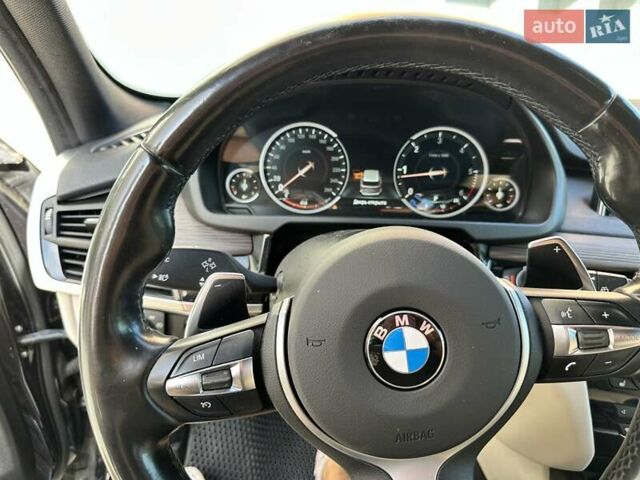 Чорний БМВ Х5, об'ємом двигуна 2.99 л та пробігом 229 тис. км за 31799 $, фото 1 на Automoto.ua