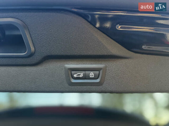 Чорний БМВ Х5, об'ємом двигуна 2.99 л та пробігом 147 тис. км за 41999 $, фото 8 на Automoto.ua