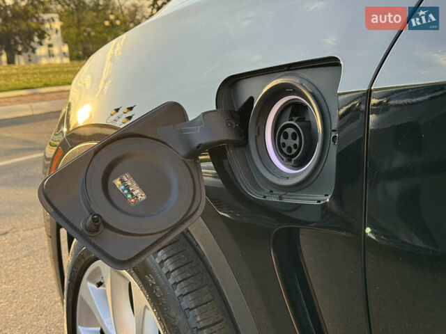 Черный БМВ Х5, объемом двигателя 2 л и пробегом 120 тыс. км за 27900 $, фото 2 на Automoto.ua